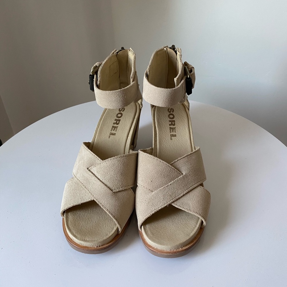 NWT Sorel Joanie Sandal ll Oatmeal size 9.5